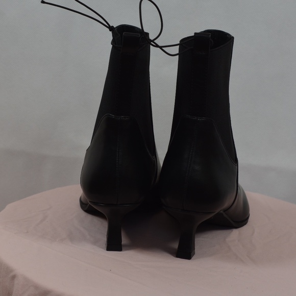 Chinese Laundry SZ 8.5 pull on Ankle boots NWT - Picture 4 of 12